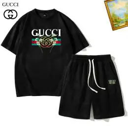 gucci survetements manches courtes pour homme s_123540a